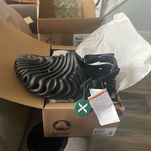 COPY - Pollex croc by Salehe bembury